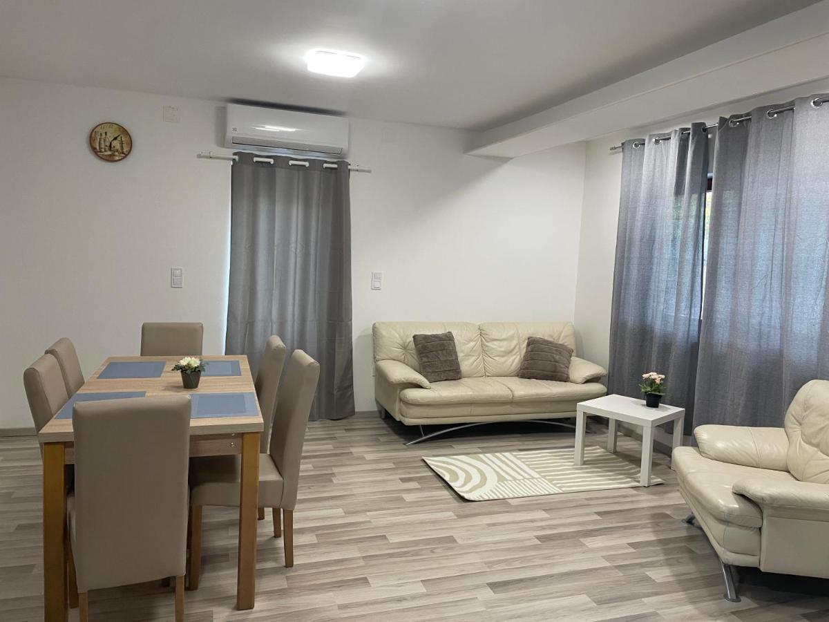 Apartmán Joleso Piheno Inárcs Exteriér fotografie